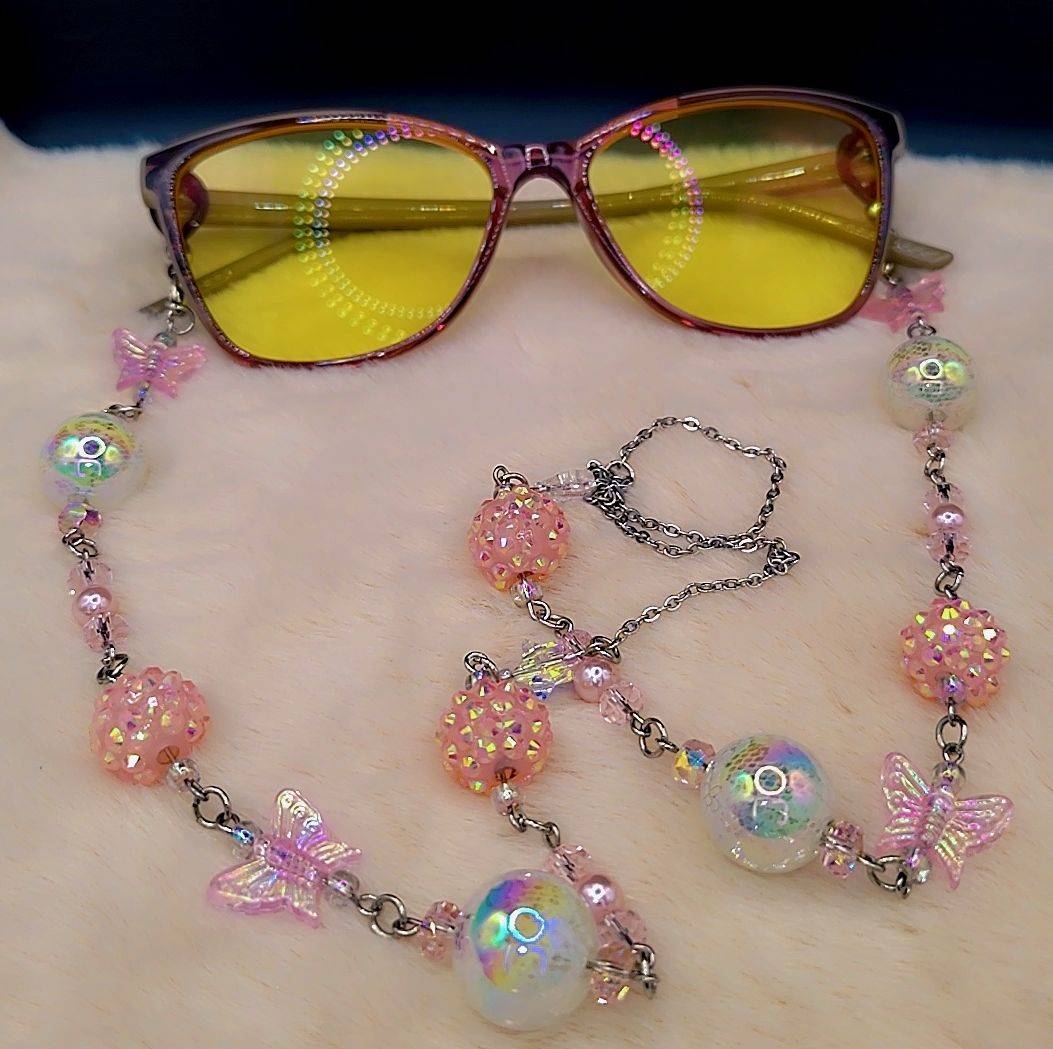 Angel Aura Butterfly Eyewear Chain ✨🩷🦋