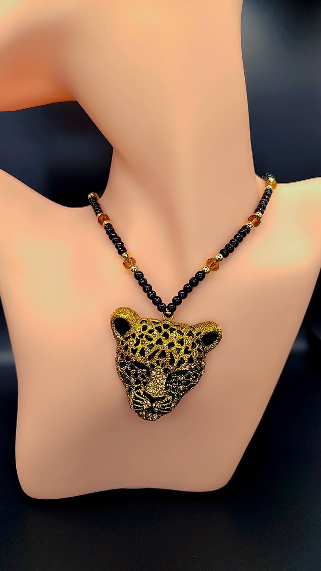 Divine Panther Necklace 🐆✨👑