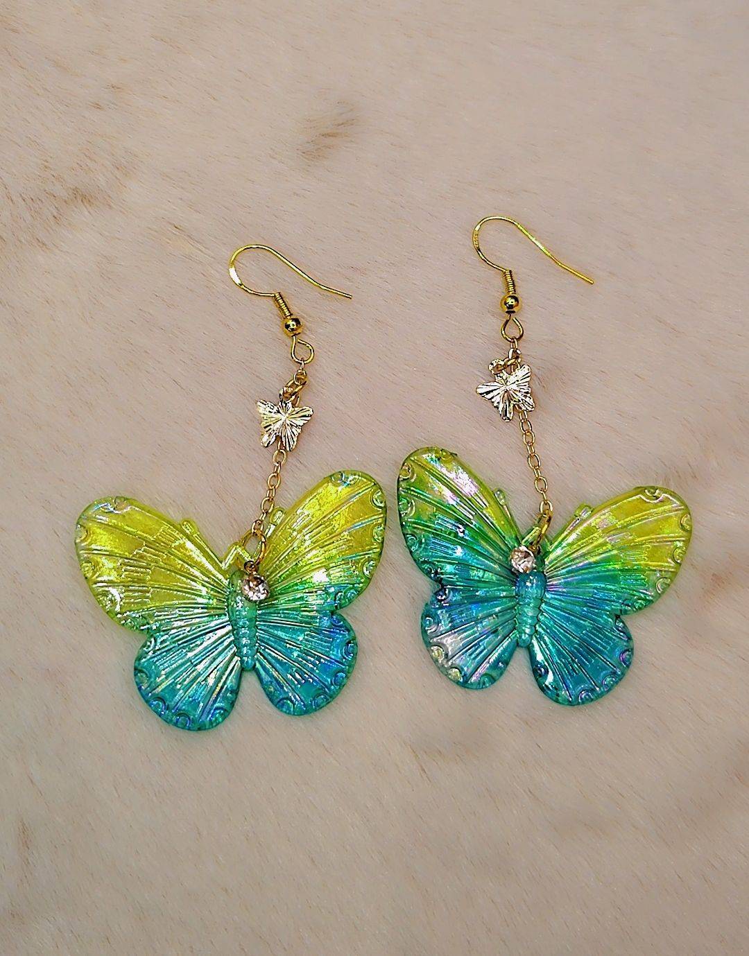Aurora Butterfly Earrings ✨🦋